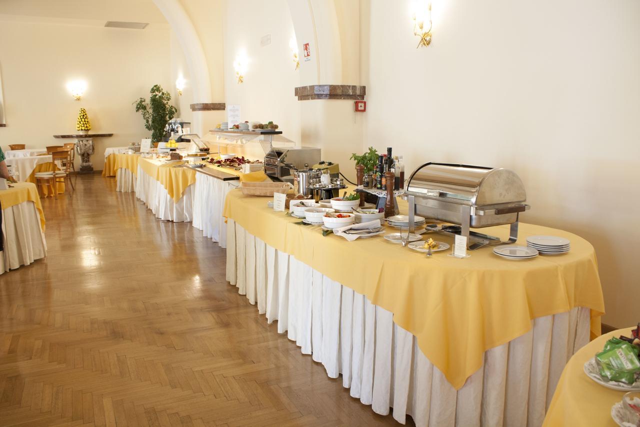 Grand Hotel Miramare Taormina Bagian luar foto
