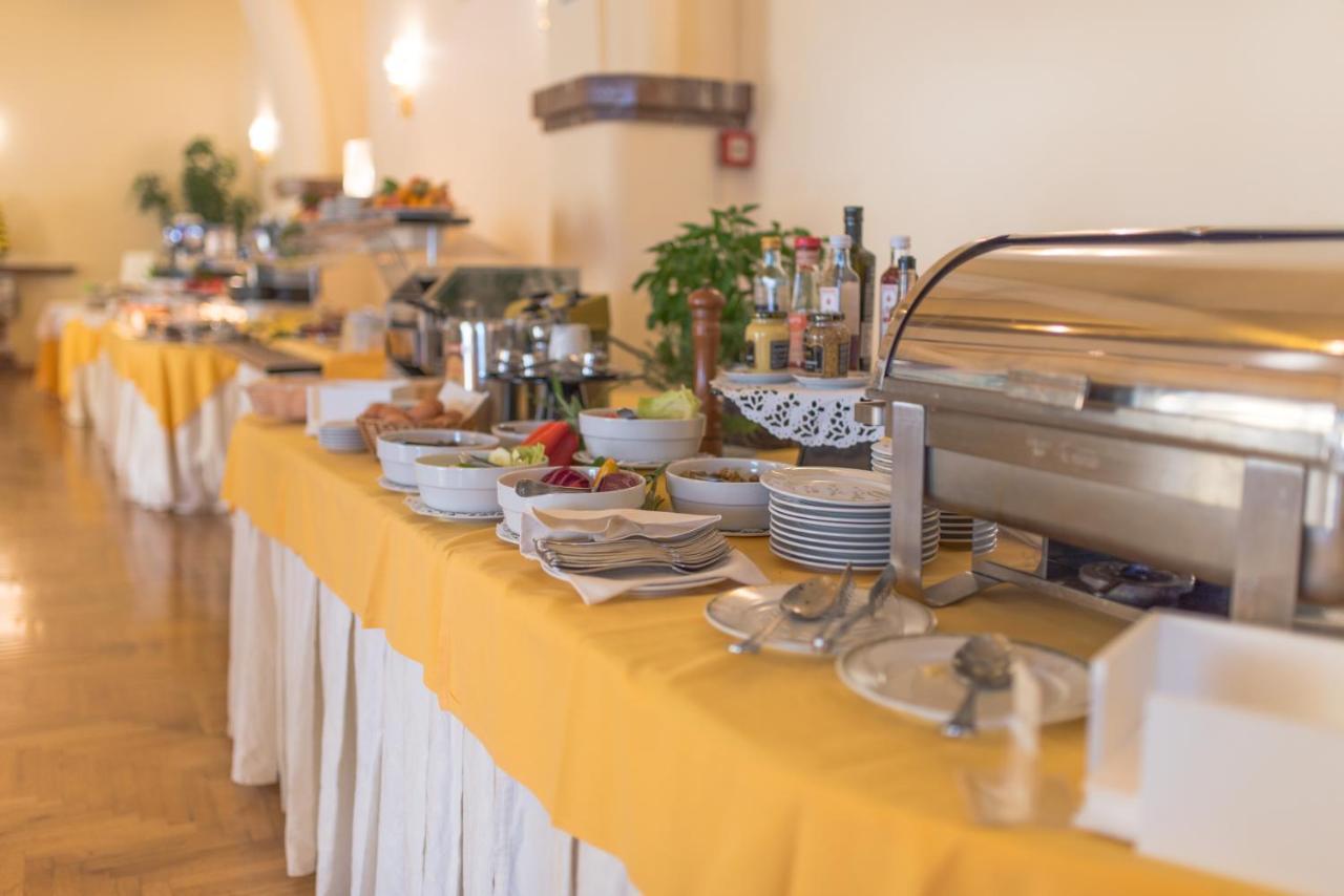 Grand Hotel Miramare Taormina Bagian luar foto